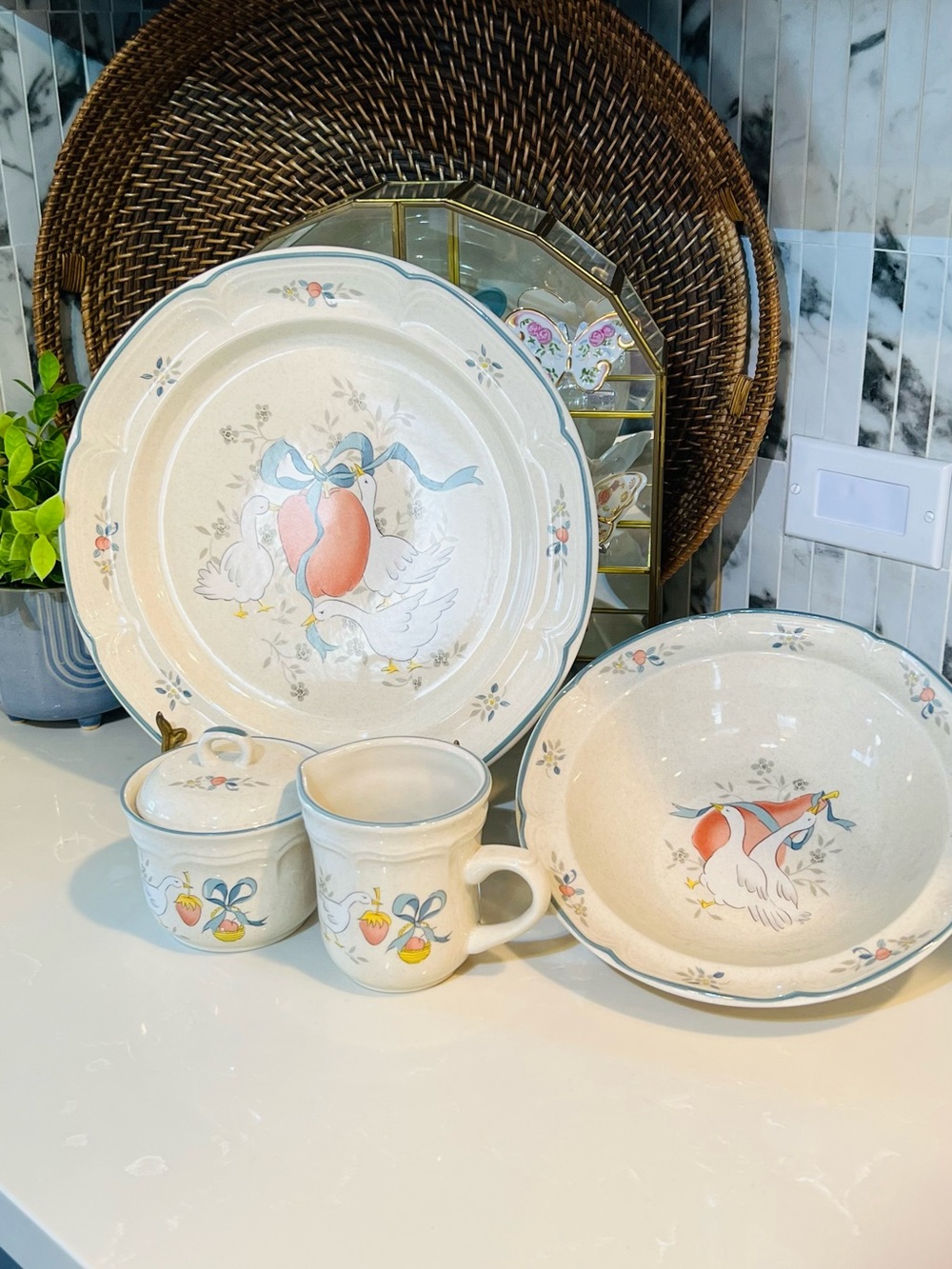 Vintage International Goose Dish Set